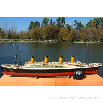 1:150 scale remote control model - TITANIC